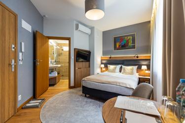 Hotel room 0.2